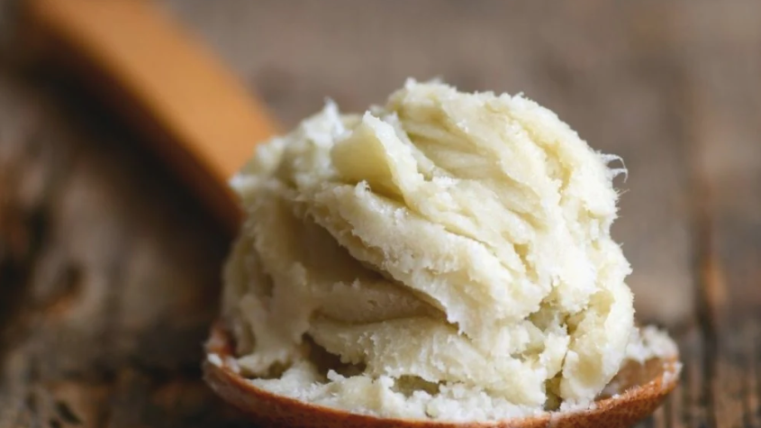 فوائد زبدة الشيا للشعر