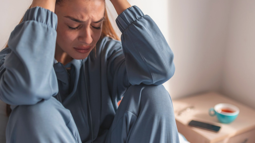 أسباب الاكتئاب عند النساء