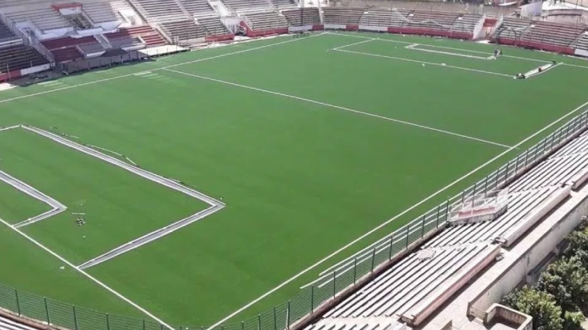 الملعب الشرفي