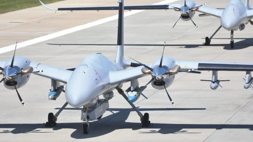 طائرات أقينجي المسيرة